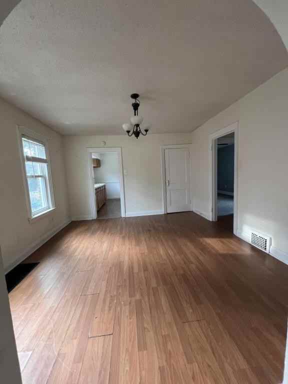 233 E 33rd St - Photo 4 of 15