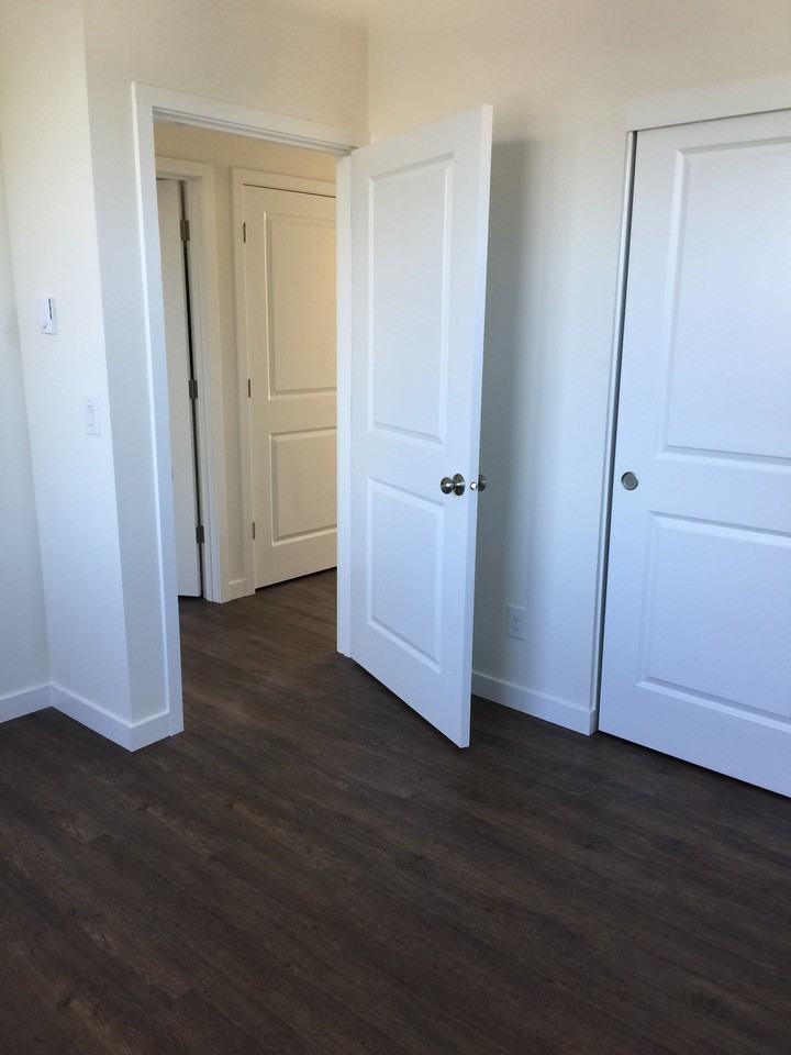 8852 Southeast Ellis Street #1 - Photo 5 of 14