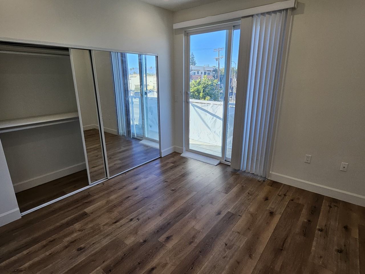 14550 Burbank Boulevard #103 - Photo 7 of 10