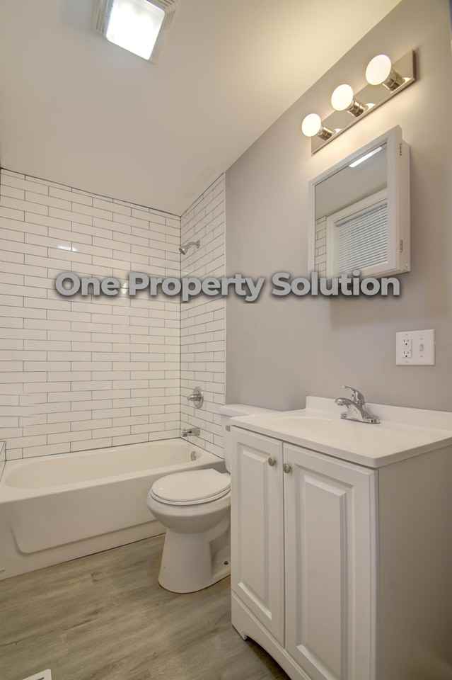 35 Ruth St #1 - Photo 3 of 12