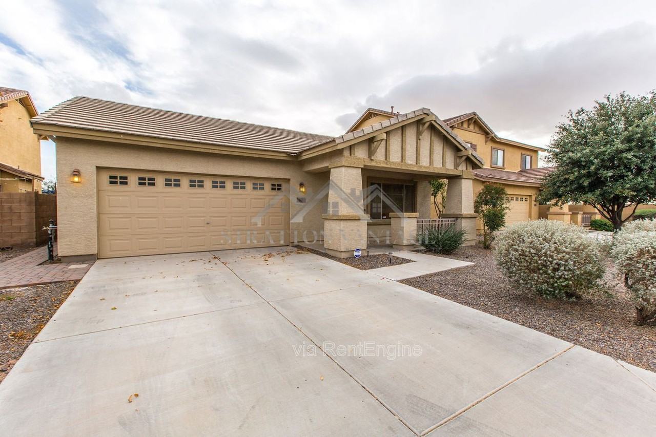 945 E Blue Spruce Ln - Photo 2 of 28