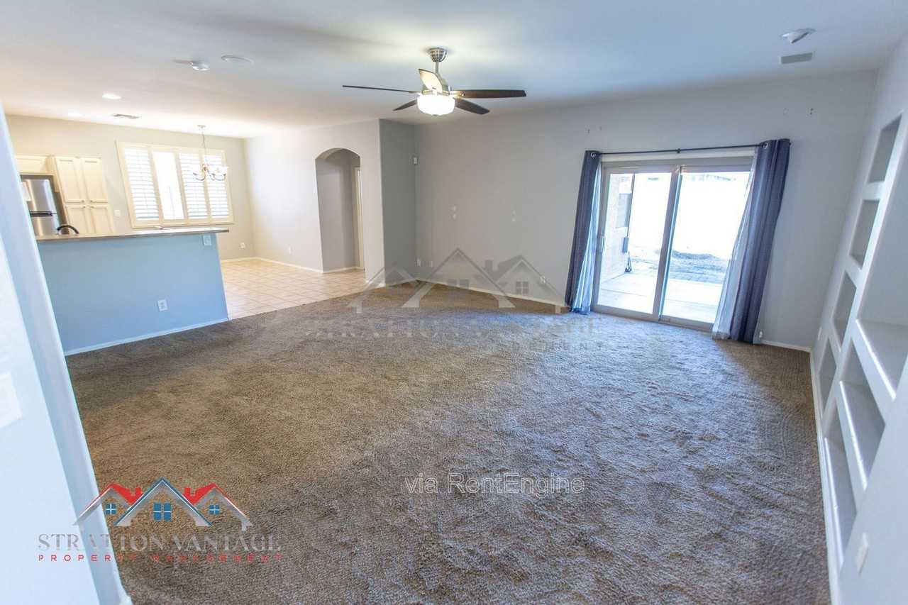 12828 W Redondo Dr - Photo 7 of 47