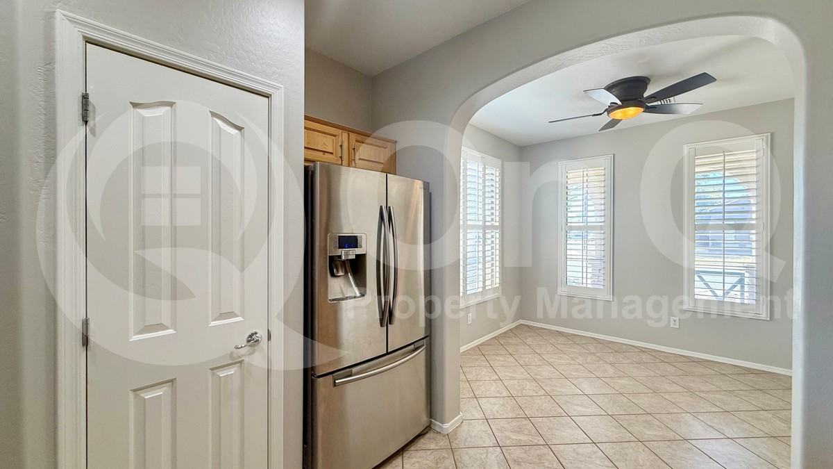 3470 E Powell Way - Photo 4 of 23