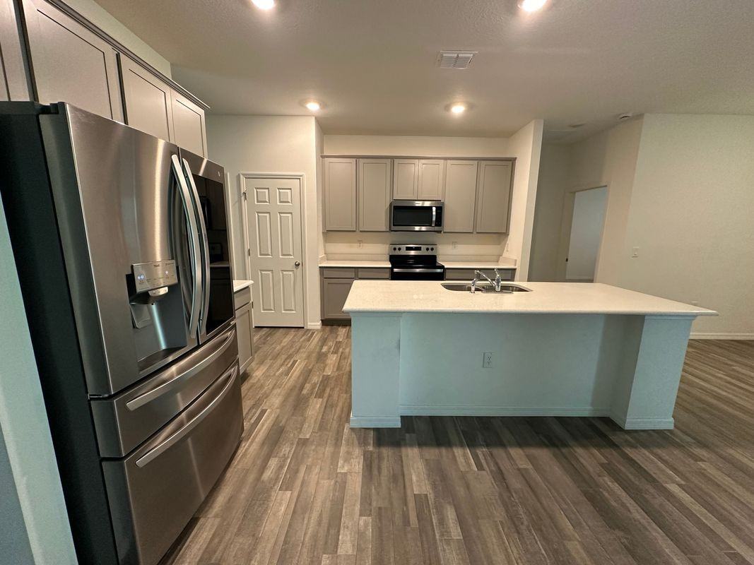 9750 Sw 42nd Ave - Photo 7 of 28