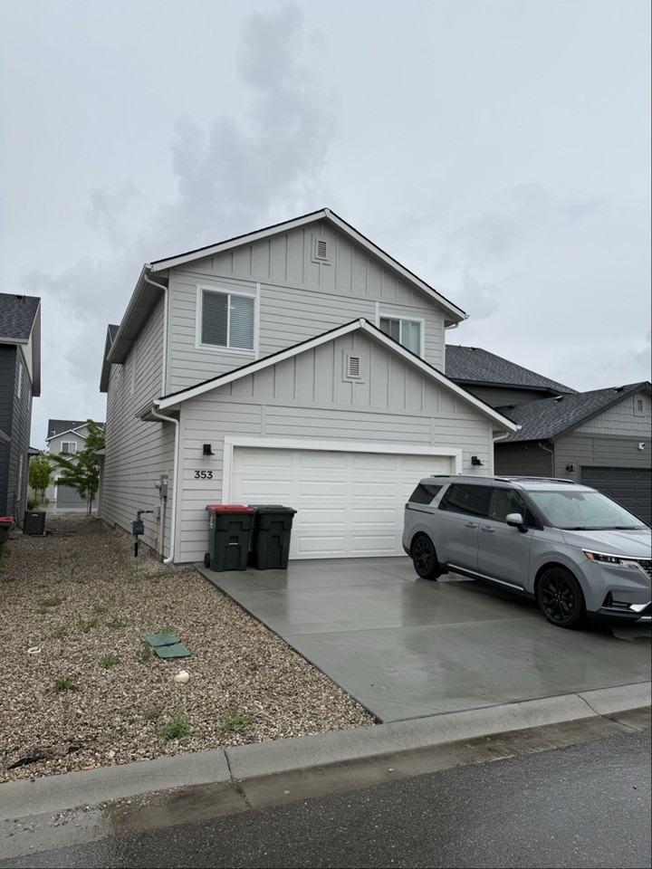 353 S Calf Creek Ave - Photo 4 of 14