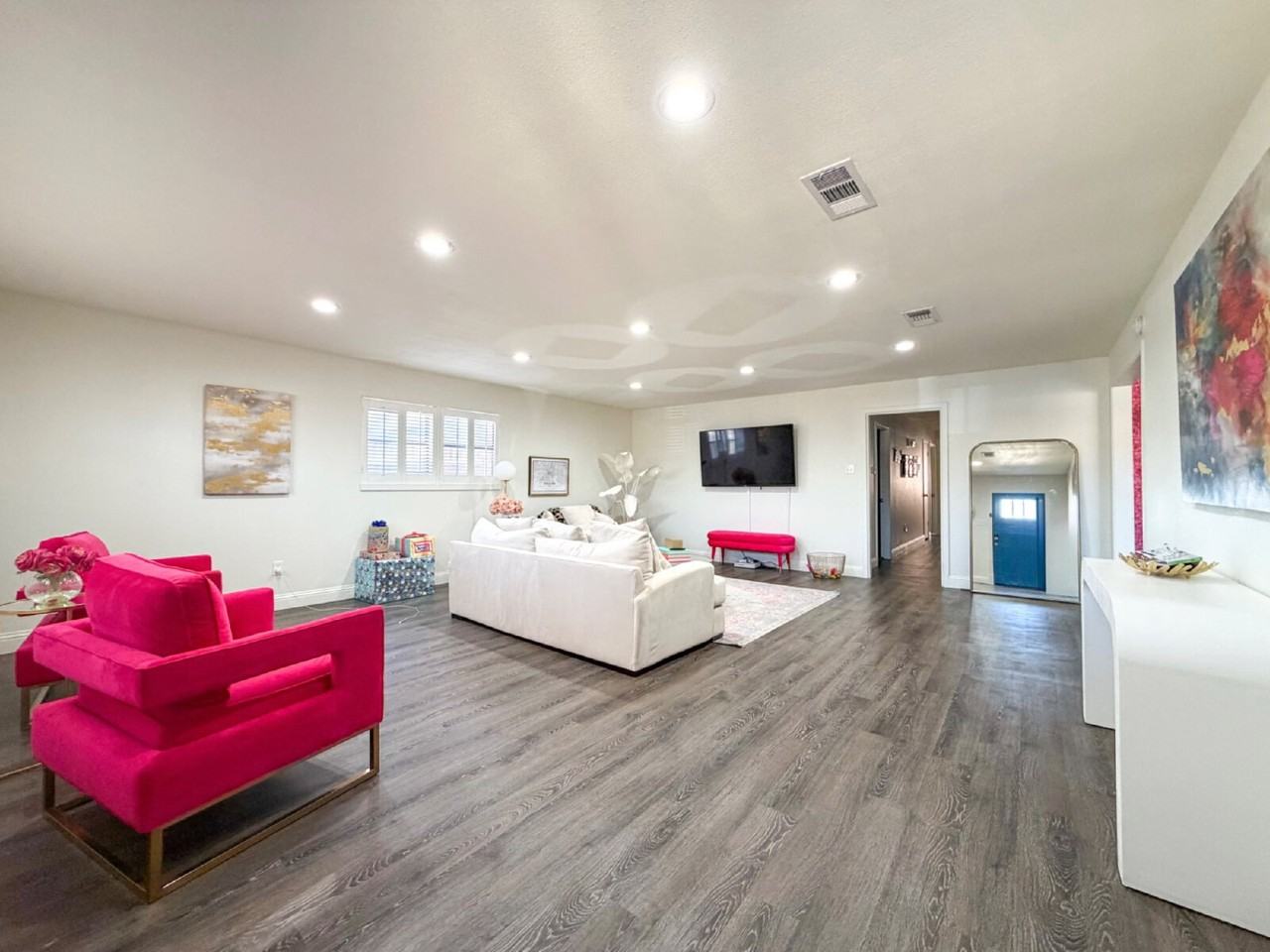 3111 43rd St - Photo 4 of 21