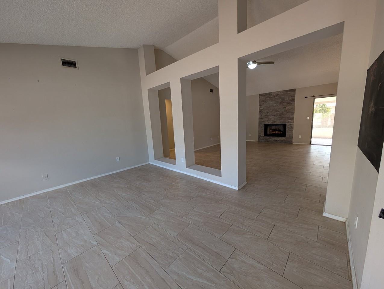 252 Emerson Dr Nw - Photo 3 of 12