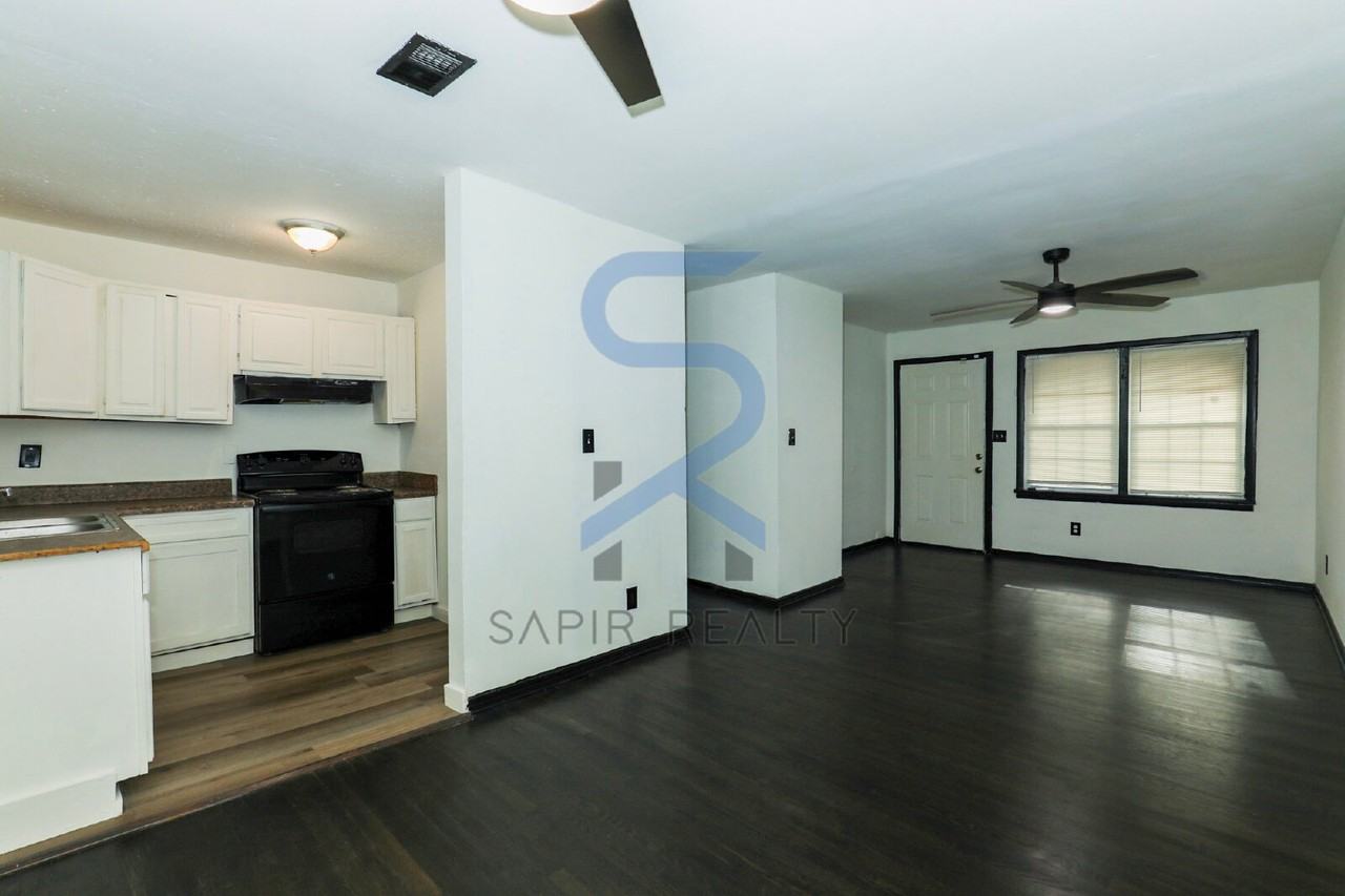 836 Bolton Rd Nw - Photo 5 of 15