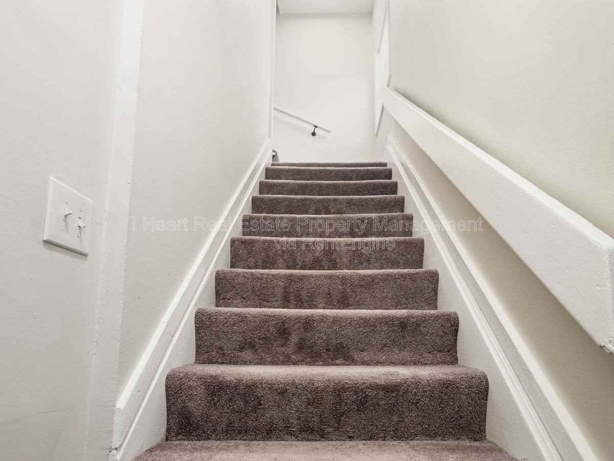 878 1 2 Sullivant Ave - Photo 3 of 10