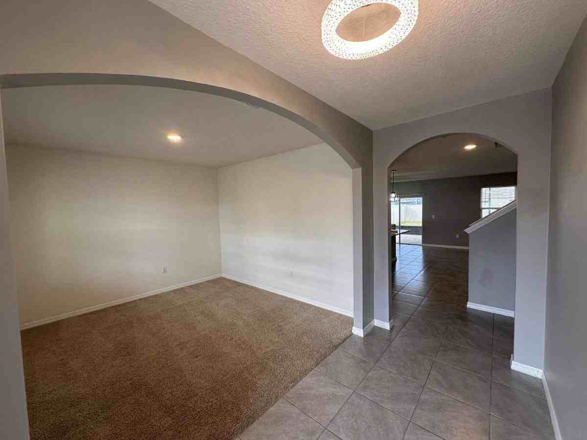 4186 Looking Glass Pl - Photo 2 of 10