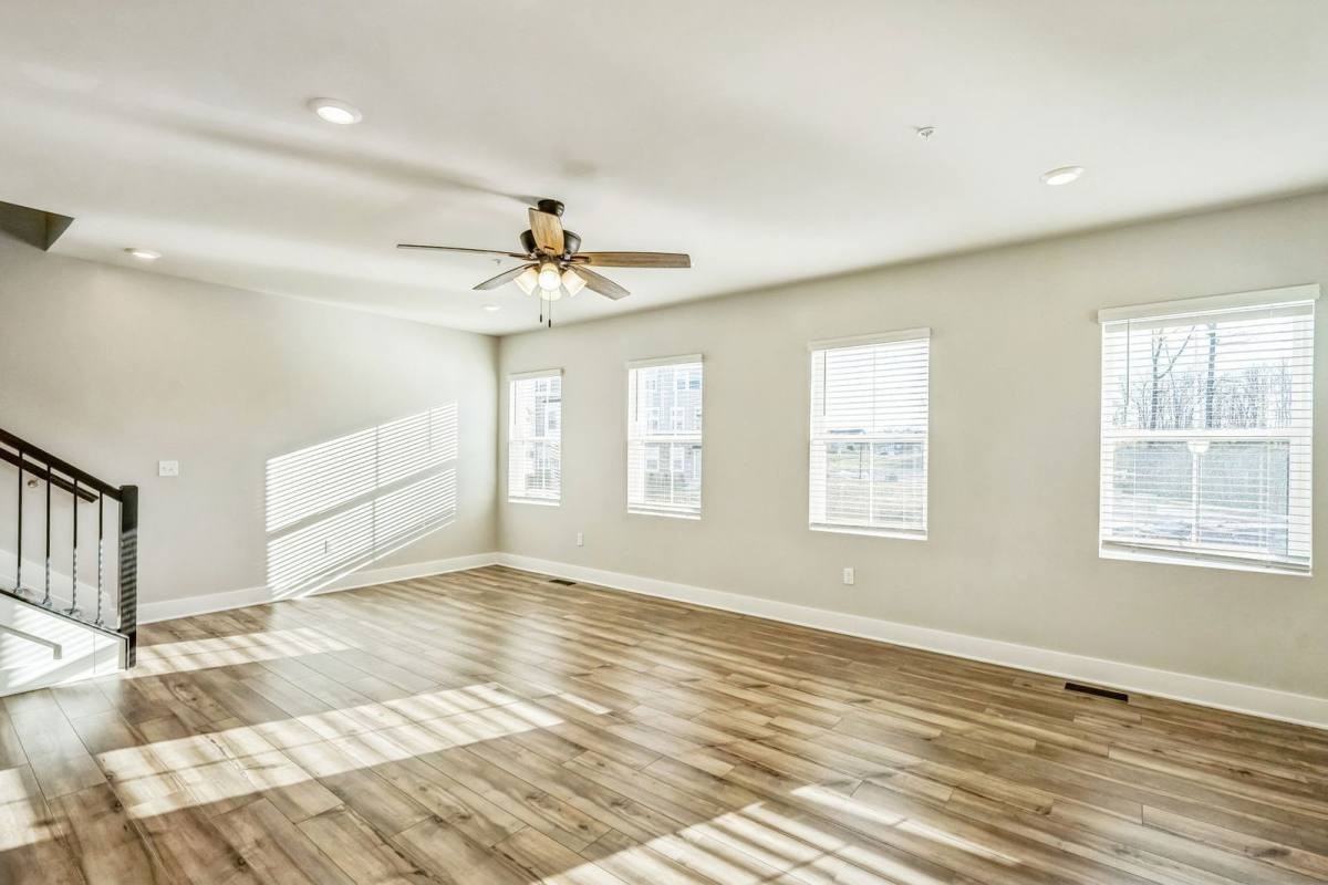 4158 Skipton Pl - Photo 2 of 10