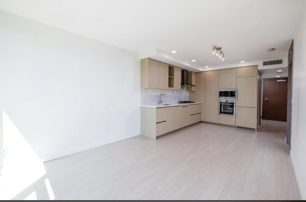 8900 Hazelbridge Way - Photo 2 of 8