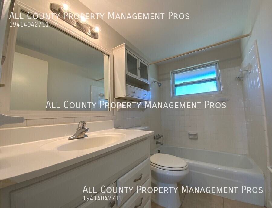 5827 Nutmeg Ave - Photo 6 of 14