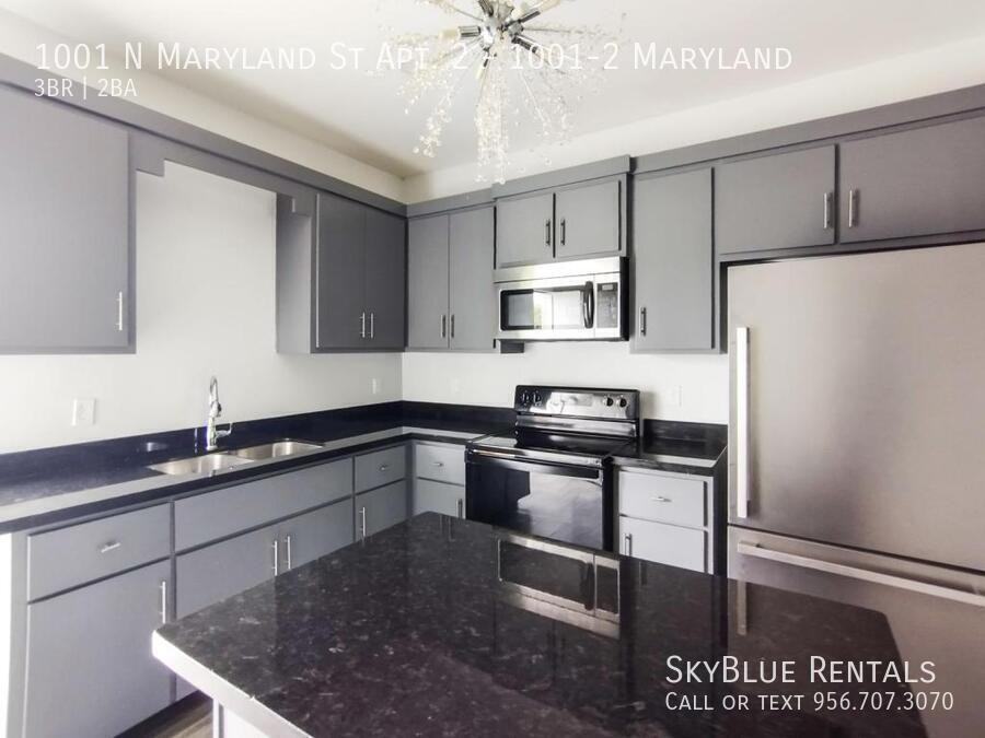 1001 N Maryland St Apt 2 - Photo 2 of 12