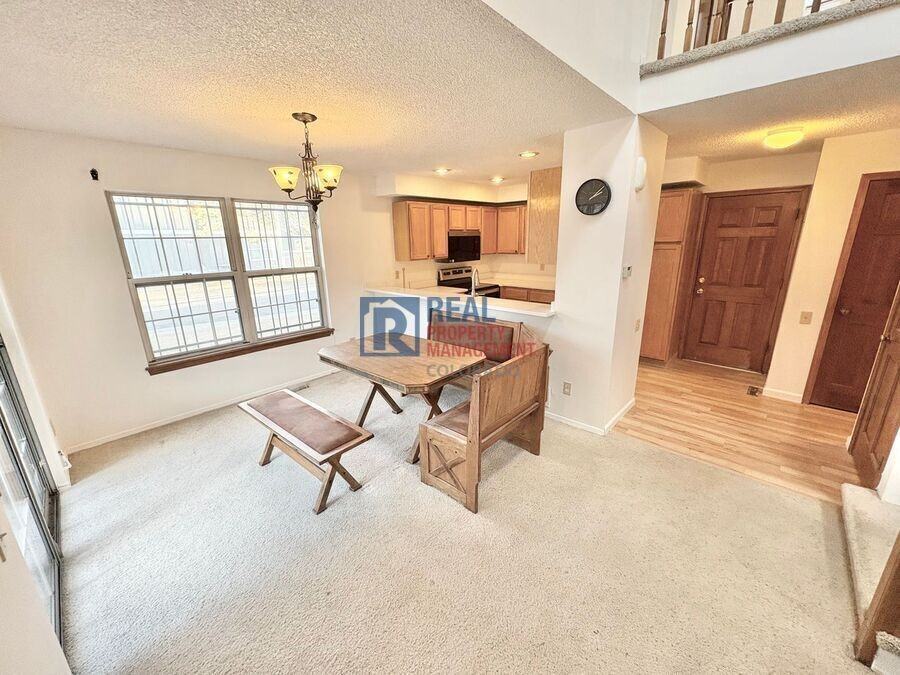 971 S Evanston Cir - Photo 4 of 21