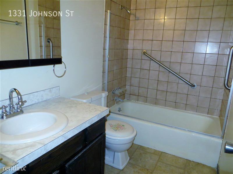 1331 Johnson St - Photo 6 of 10