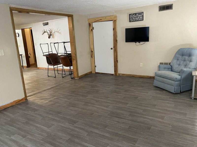 224 Garfield Ave #324 - Photo 2 of 20