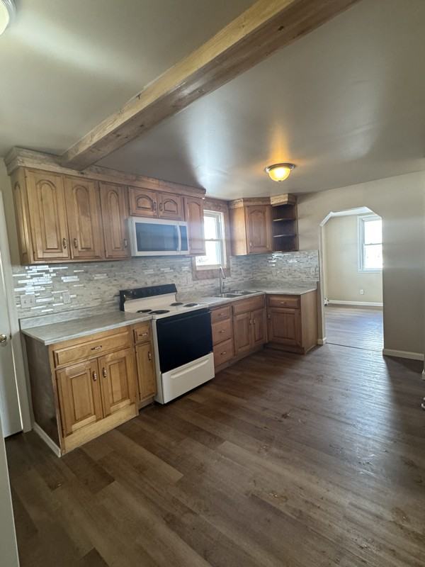 517 Genet St #2 - Photo 2 of 12