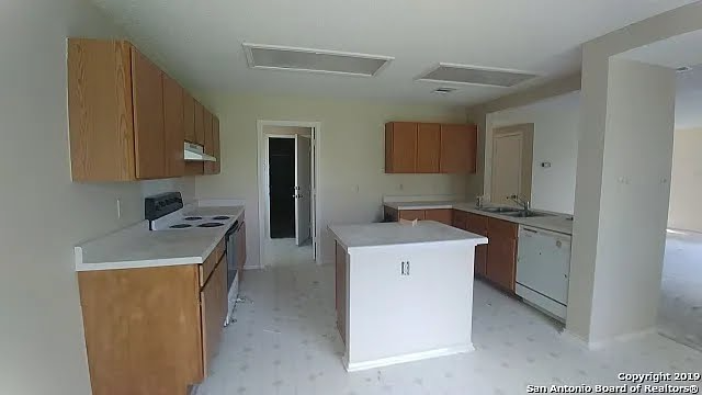 6125 Ferrysage Dr - Photo 4 of 12