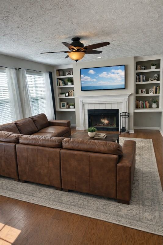 12490 Daisywood Dr - Photo 2 of 12