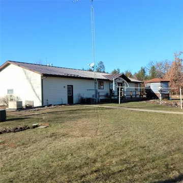 N9362 7th Ave - Photo 5 of 31