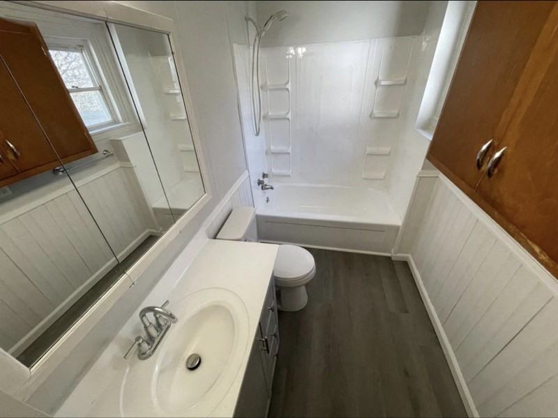 1022 Williams St #1 - Photo 4 of 8