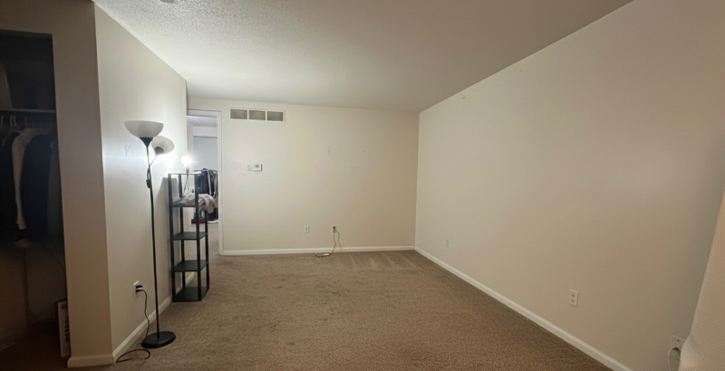 3948 Ridge Lea Rd #C - Photo 4 of 8