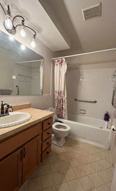 3948 Ridge Lea Rd #C - Photo 7 of 8