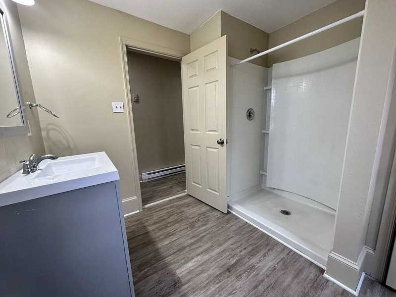 331 Rose St #2 - Photo 3 of 8