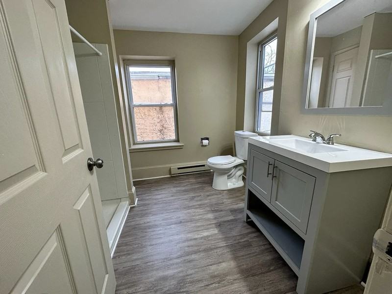 331 Rose St #2 - Photo 4 of 8