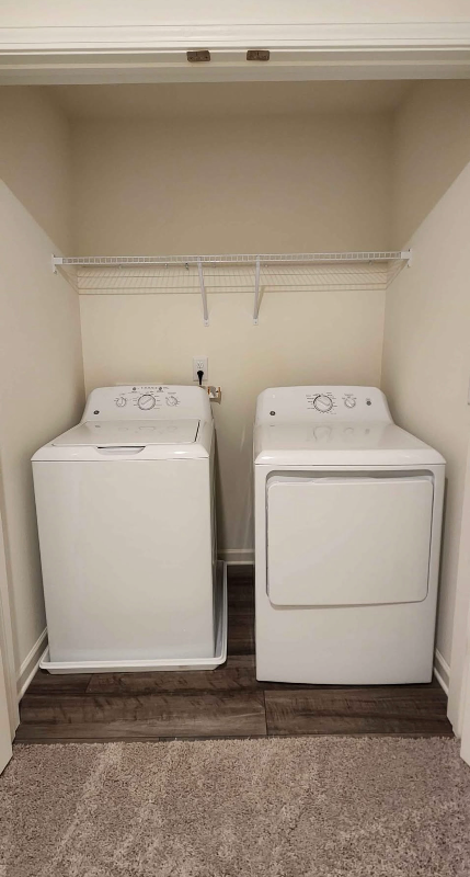 300, Hynes Drive - Photo 3 of 8