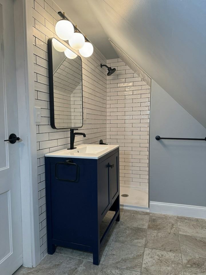 16 Inwood Pl, Unit 3 - Photo 2 of 9