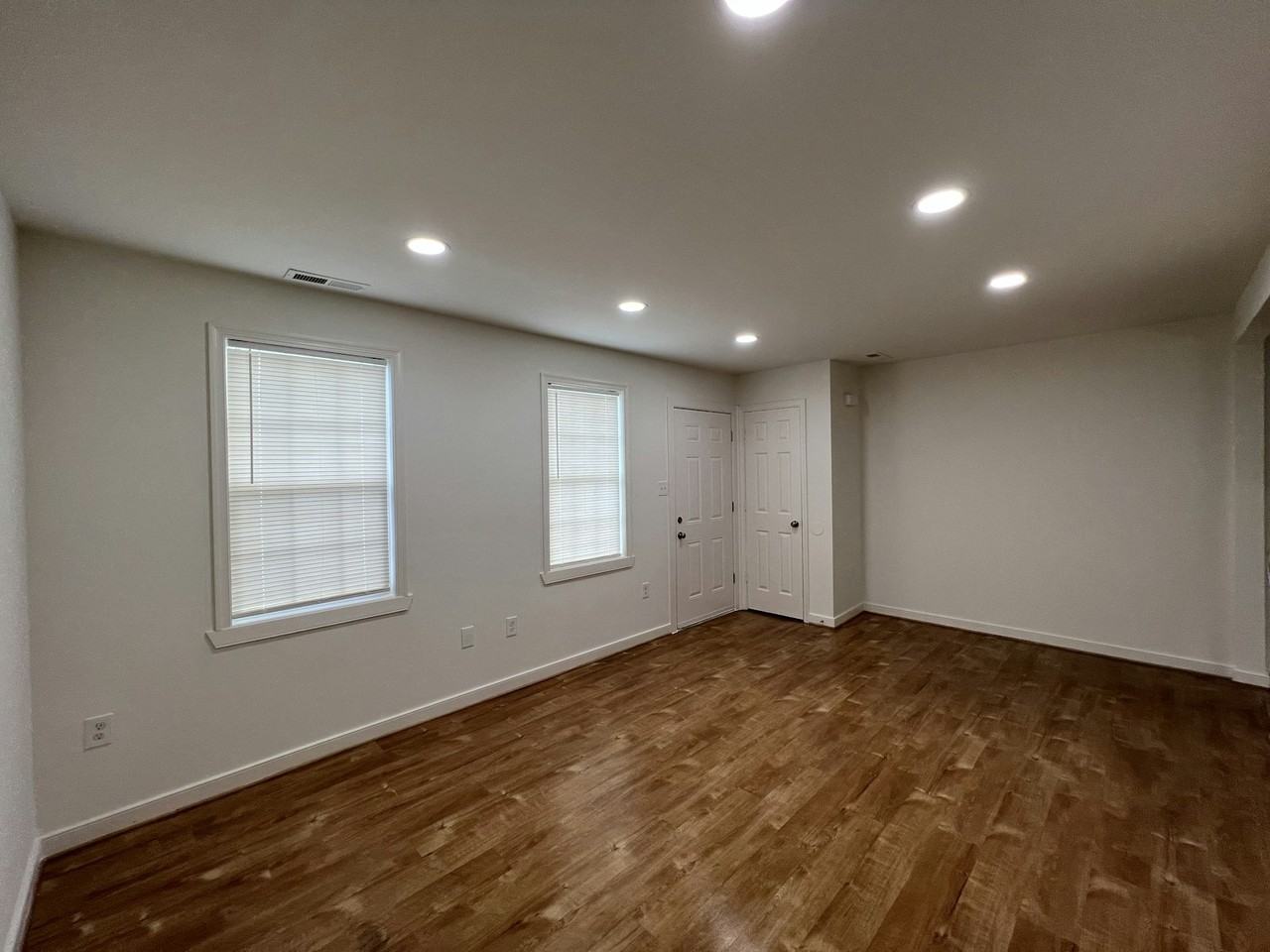 307 Cedarwood Road - Photo 4 of 25