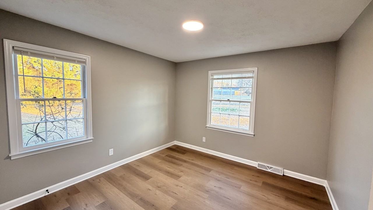 26 Hall Cir - Photo 7 of 8