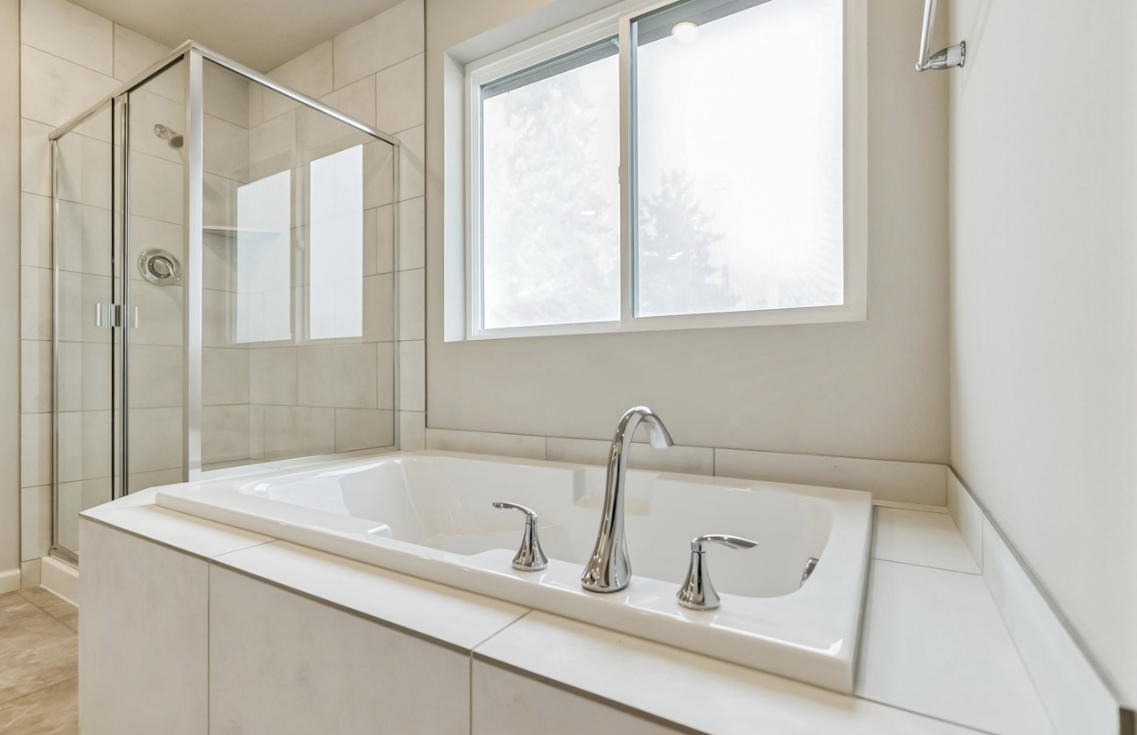 916 S 29th Pl #NA - Photo 6 of 13