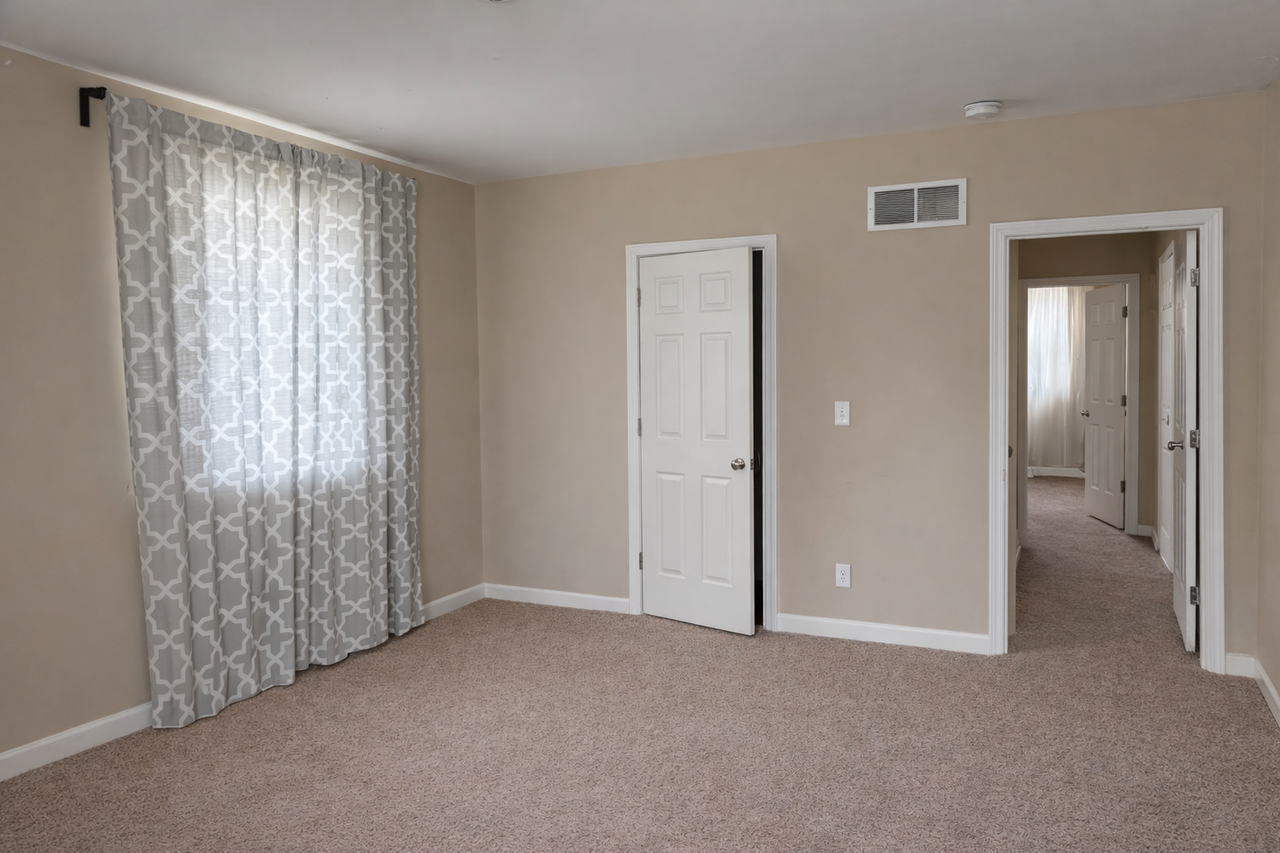 2475 E Maple Rd #1stFL - Photo 5 of 12