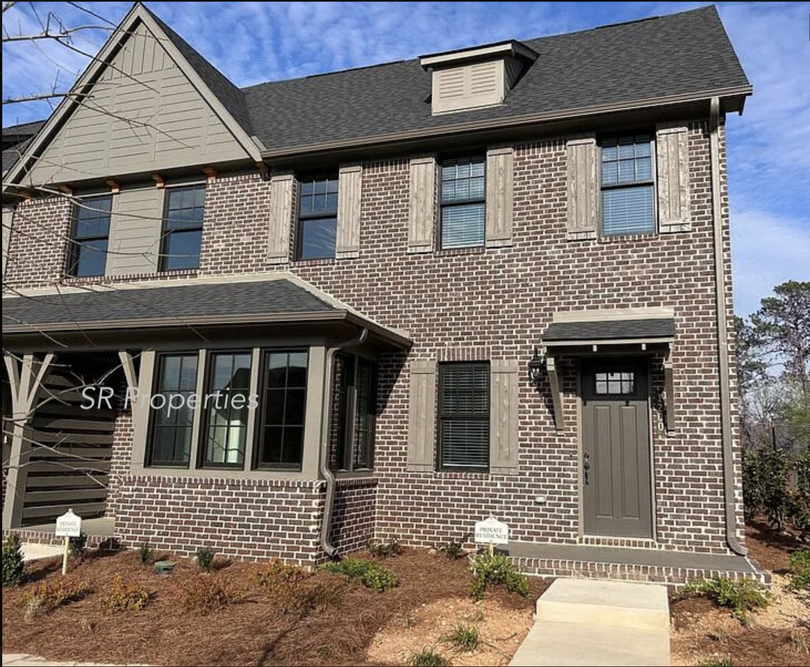 1200 Windsor Sq #1200