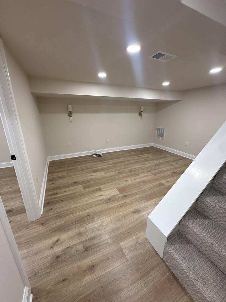 7400 Elmwood Dr #B - Photo 7 of 11