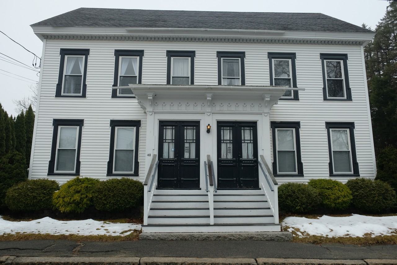 48 Union St #202 - Photo 2 of 26