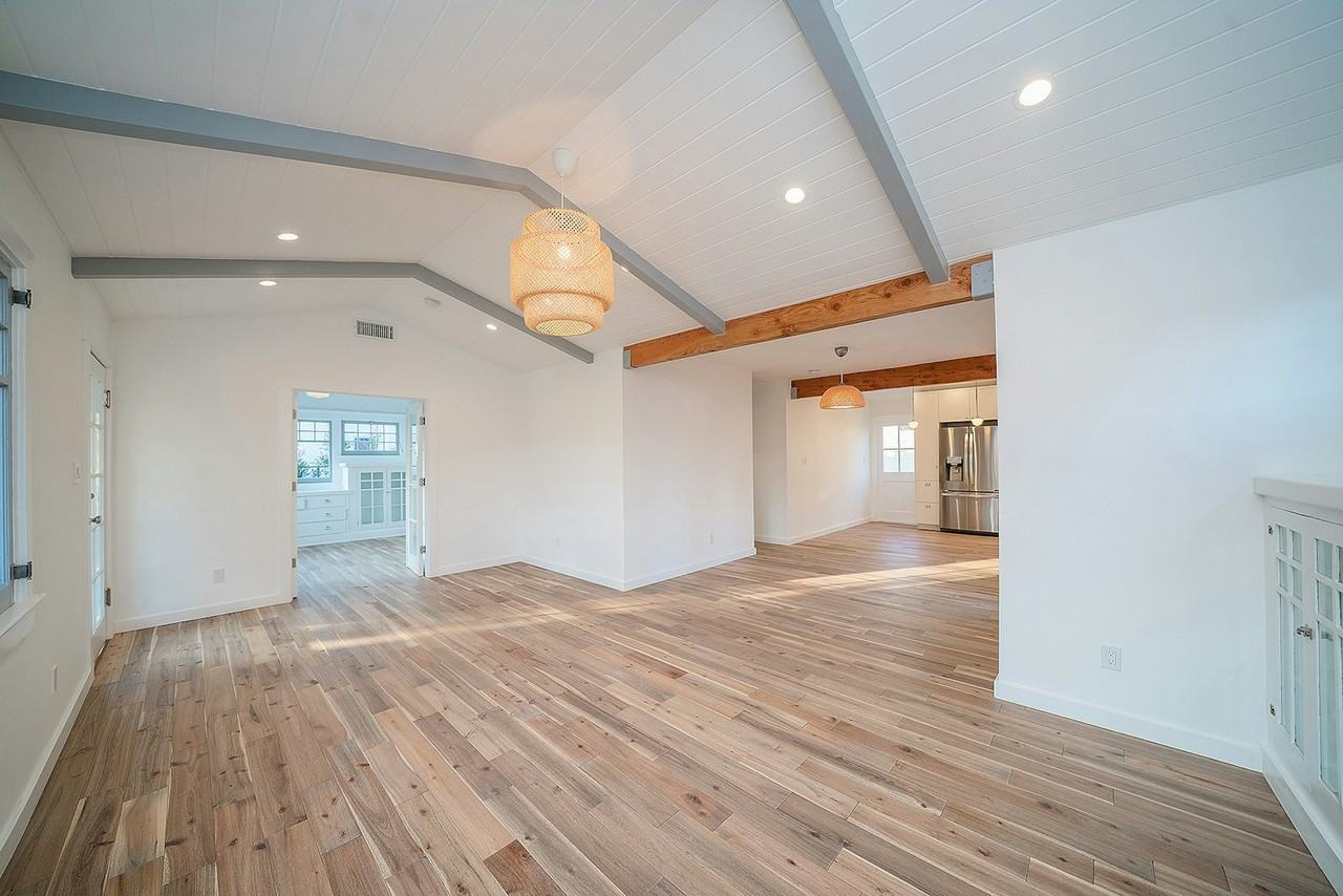 3401 London Street - Photo 5 of 18