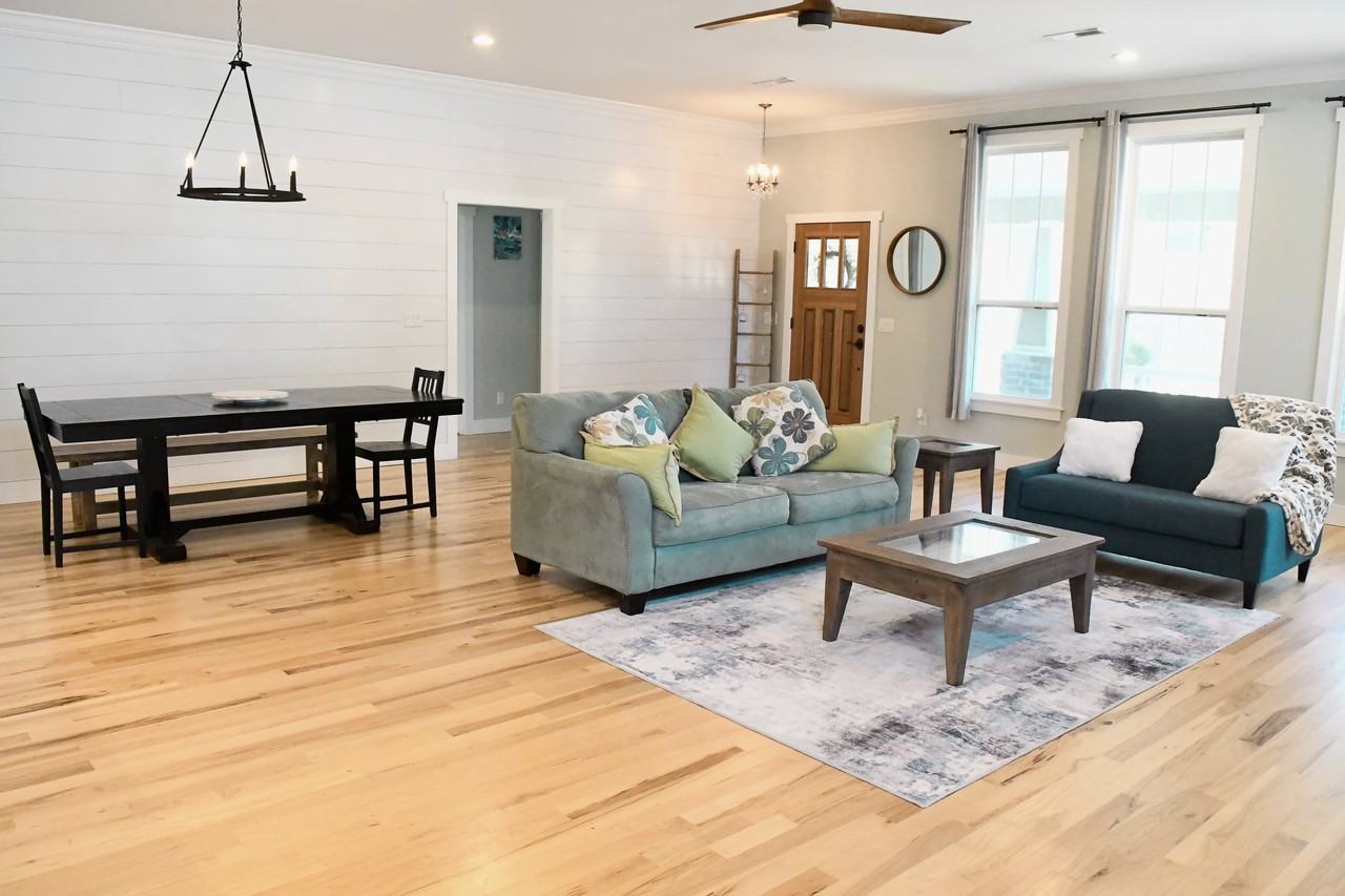 649 Sw 2nd St #NA - Photo 3 of 33