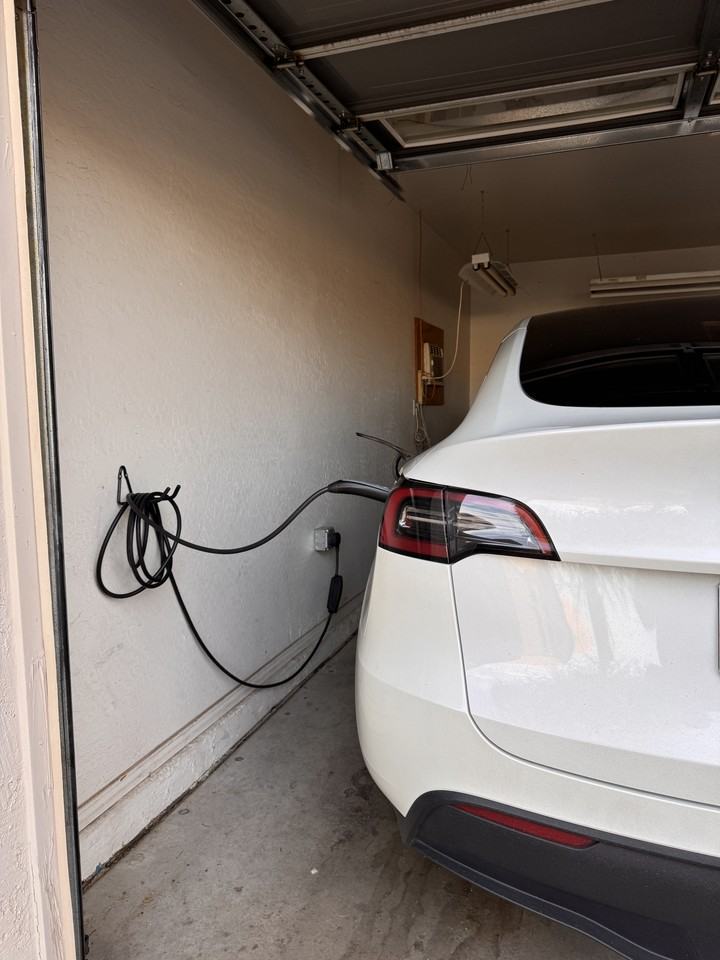 16652 N 19th St #NA - Photo 2 of 22