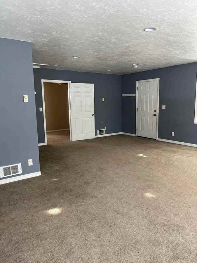 455 Main St #1 - Photo 3 of 13