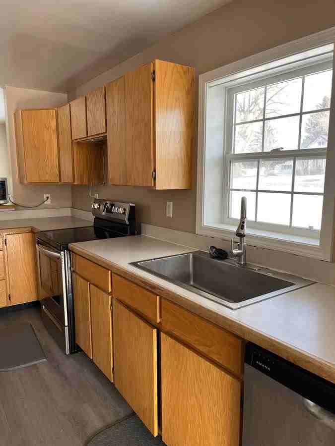 455 Main St #1 - Photo 4 of 13