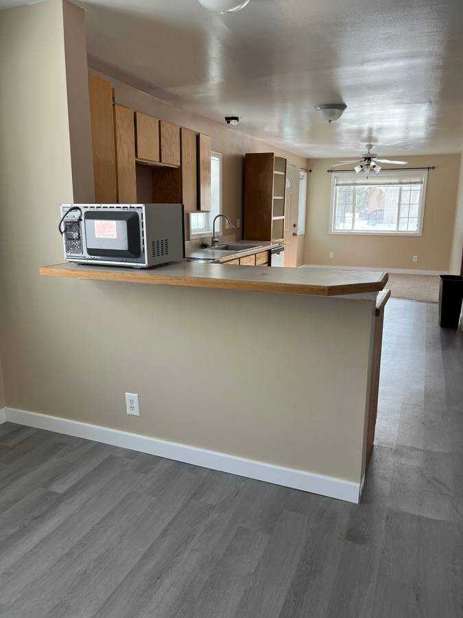 455 Main St #1 - Photo 6 of 13