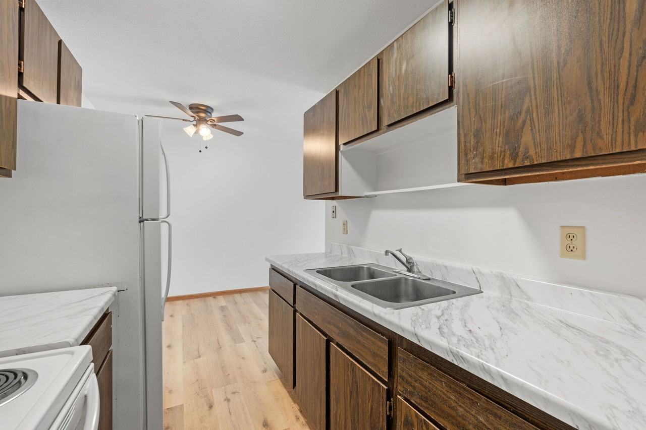 Solace on Lake Minnetonka - Photo 3 of 26