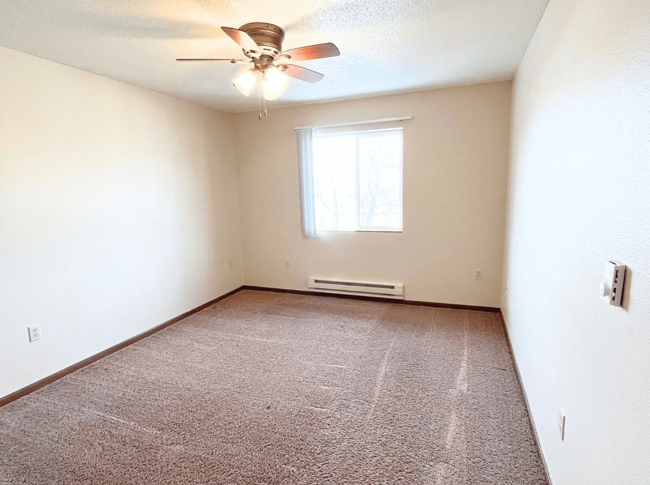 Murdock Apartments - Photo 4 of 29