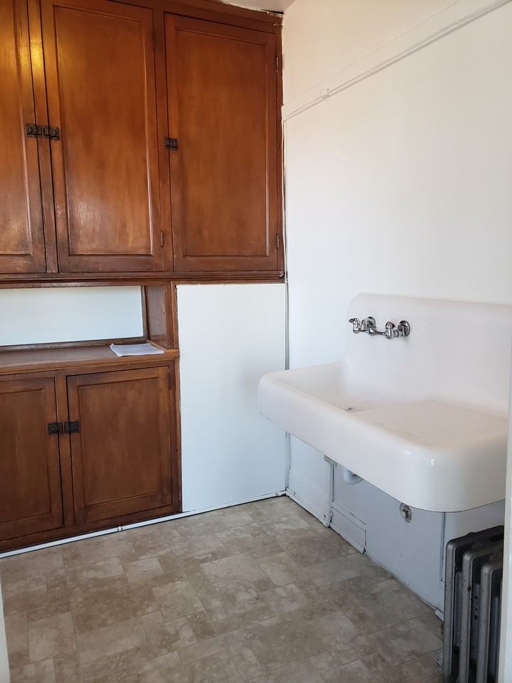 3227 W. Lincoln Ave - Photo 7 of 13