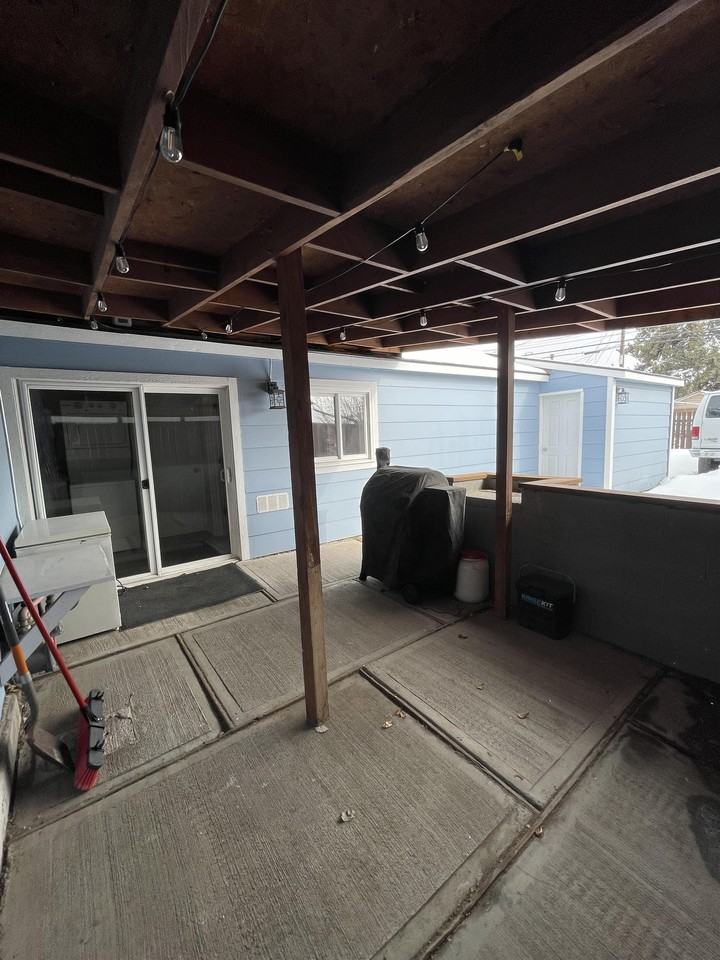 2120 Elm St #1 - Photo 4 of 8