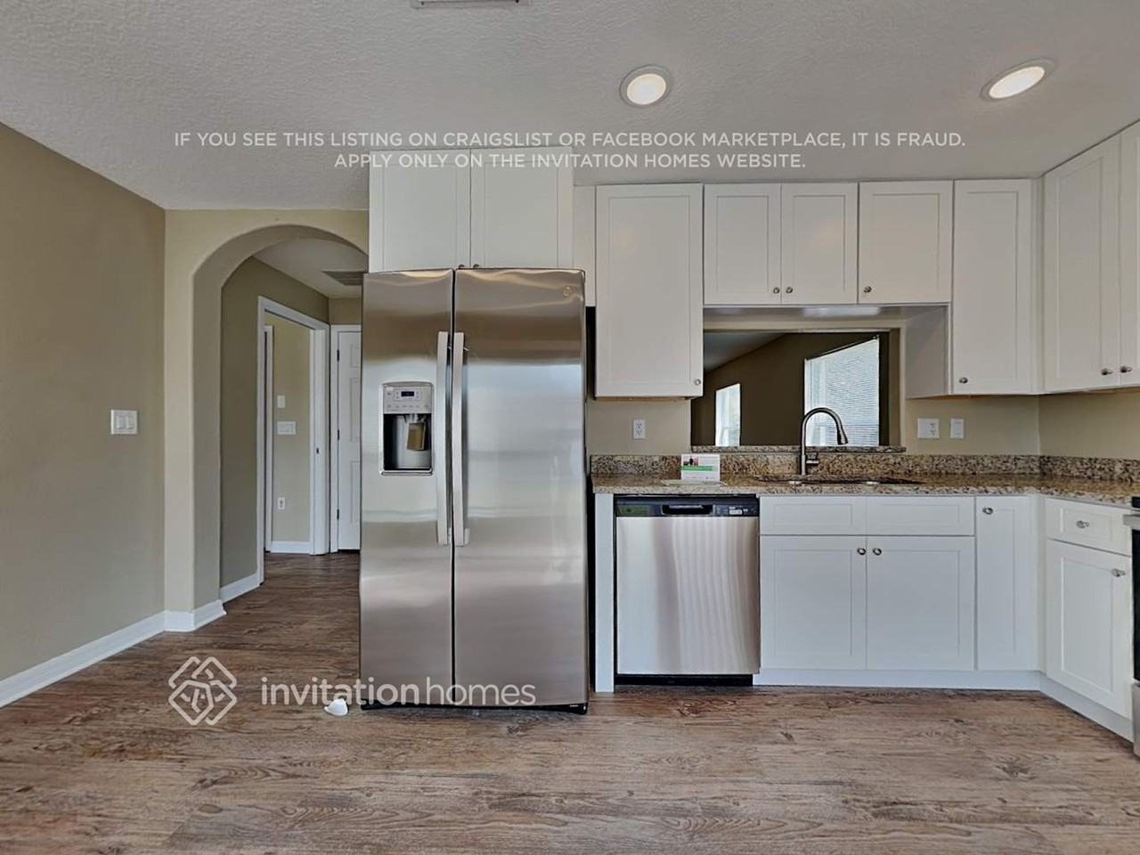 2458 Hamlet Cir - Photo 6 of 22